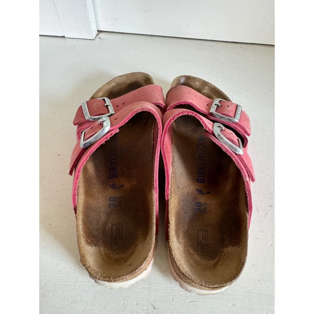 Birkenstock pink Arizona sandals size 38‎ (women's US 7-7.5)